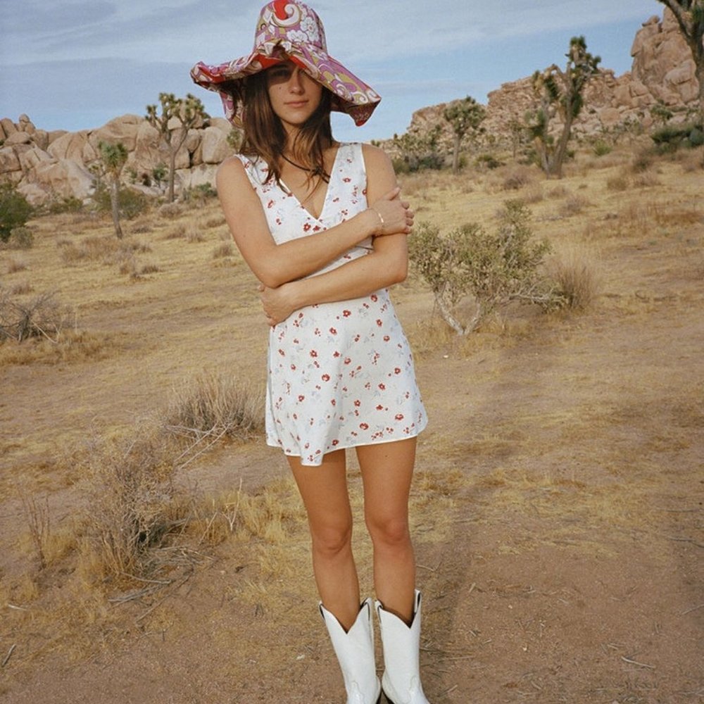NWT Realisation Isabelli White Floral Mini Dress M